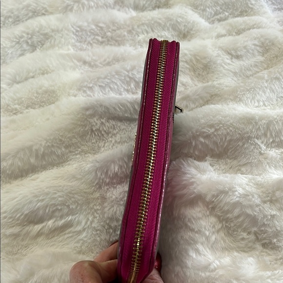 Coach Brown and Pink Signature Canvas Wallet - Picture 4 of 10